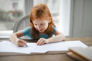 Πότε είναι το παιδί μου έτοιμο για το Δημοτικό; Όλα όσα πρέπει να γνωρίζετε για τη Σχολική Ετοιμότητα και το Α' Τεστ!